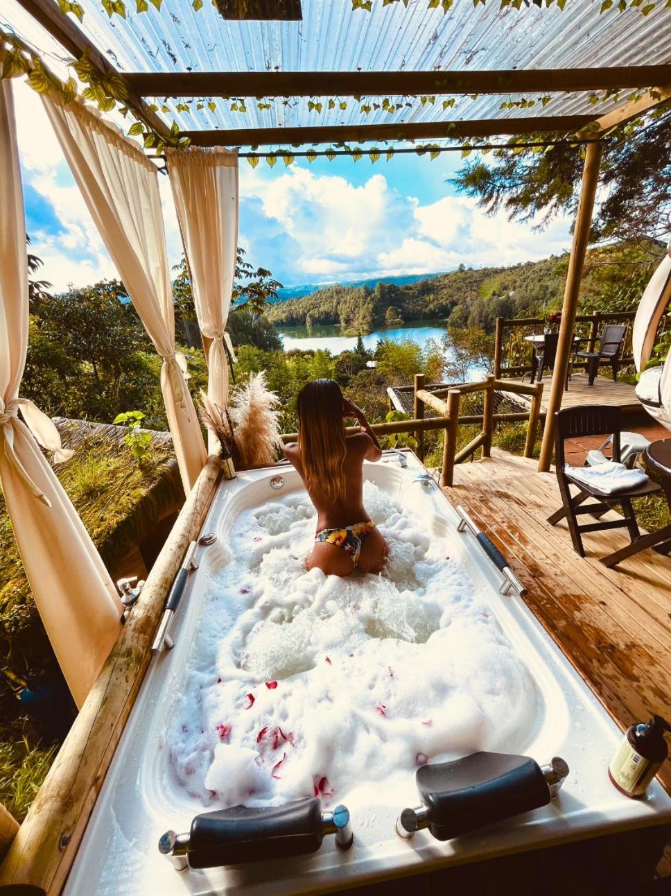 Levit Glamping - Hotel Guatape Penol (Adults Only) Guatapé Exterior foto
