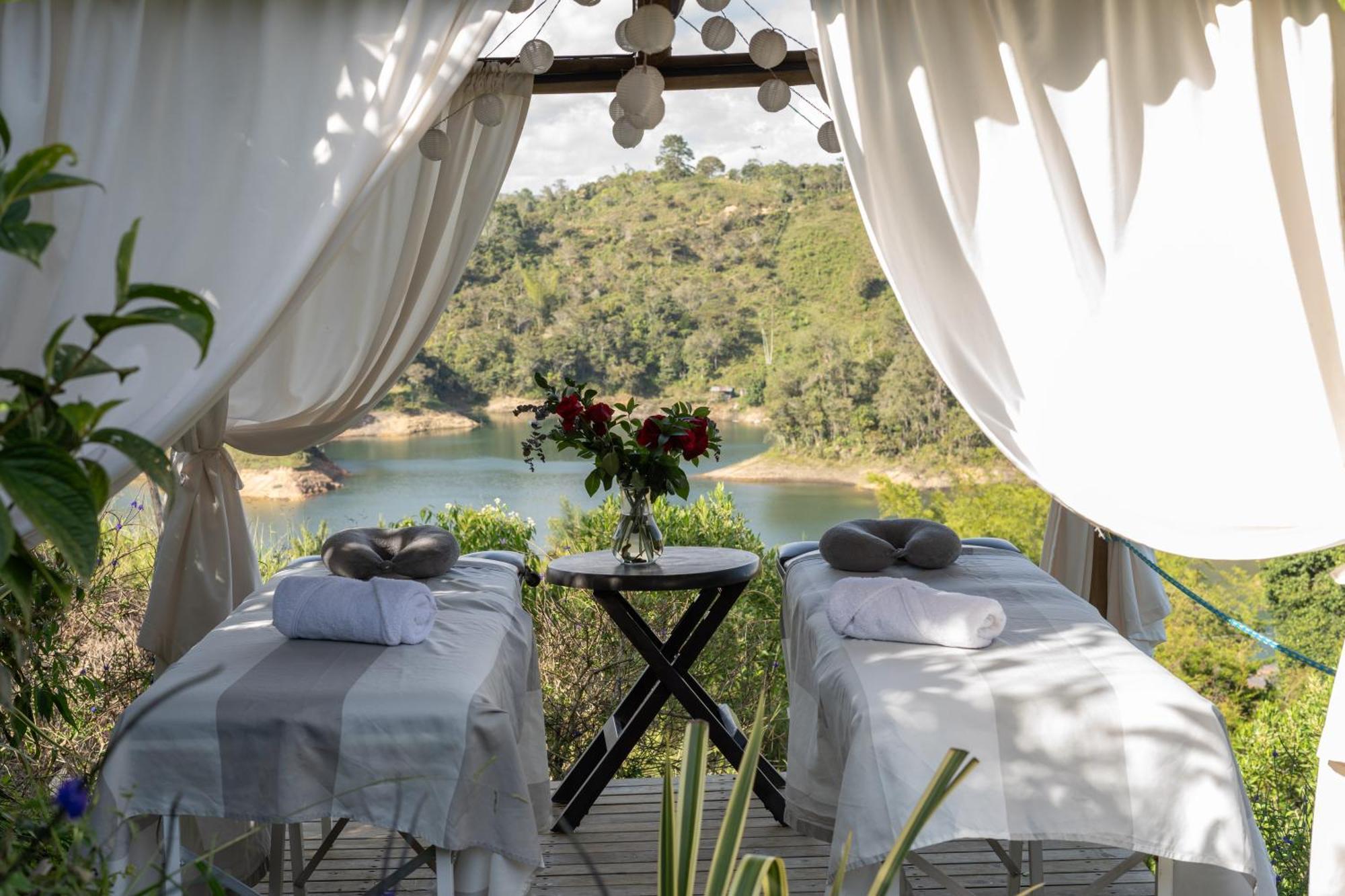 Levit Glamping - Hotel Guatape Penol (Adults Only) Guatapé Exterior foto