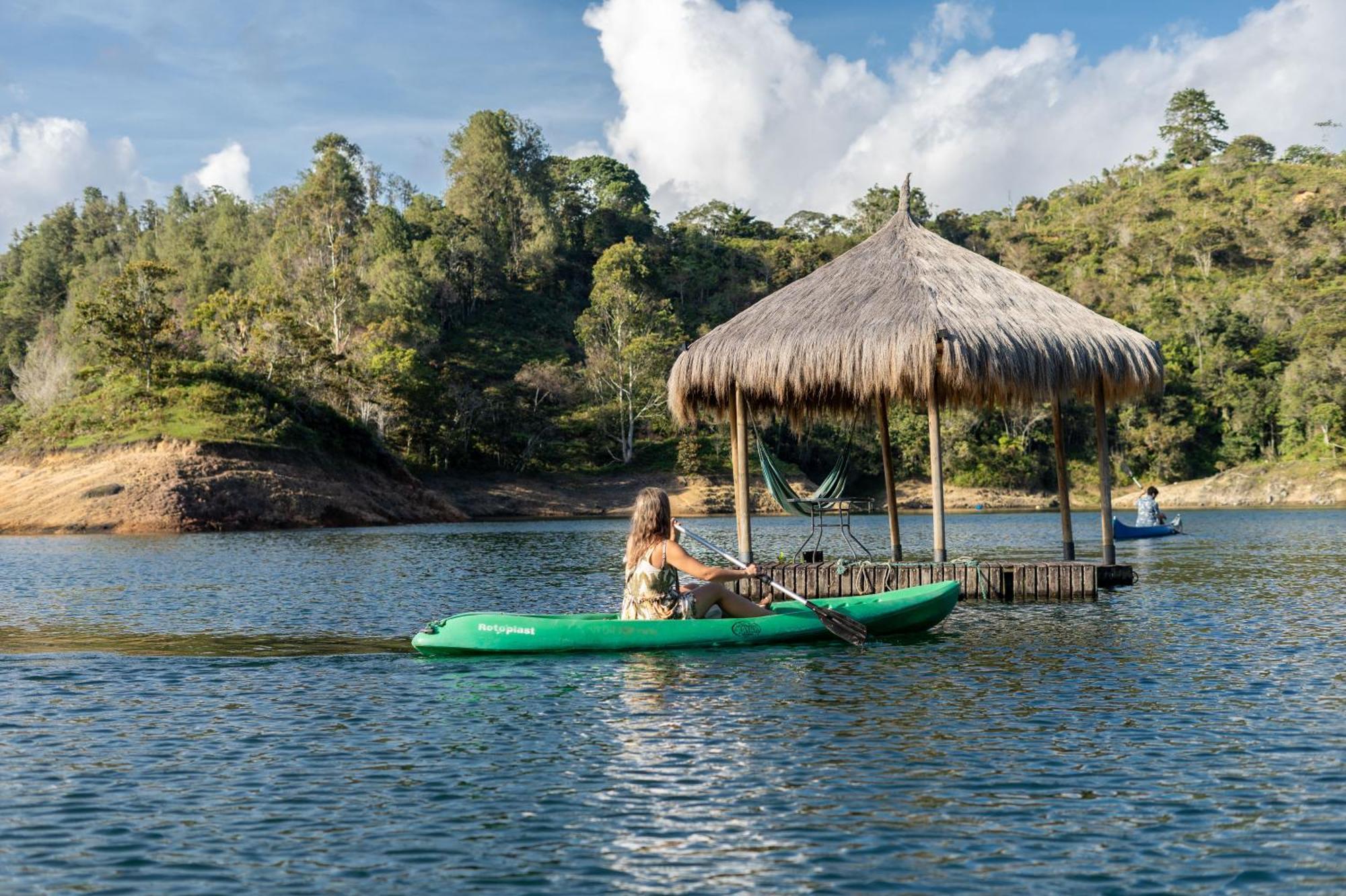 Levit Glamping - Hotel Guatape Penol (Adults Only) Guatapé Exterior foto